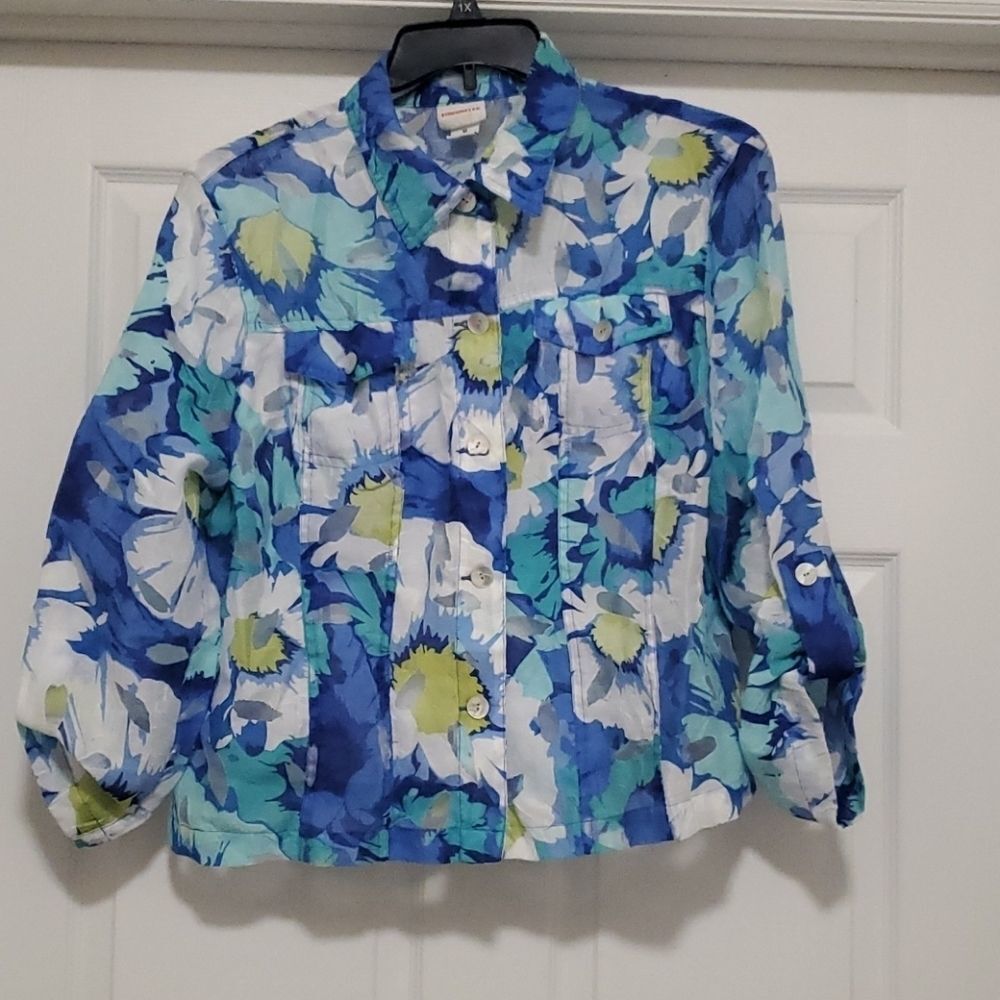 Ruby Rd Favorites Blue Multicolor Button Crop Top - image 1